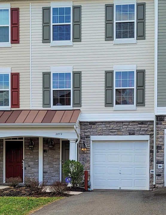 1st image of 2872 Chinkapin Oak Ln #198