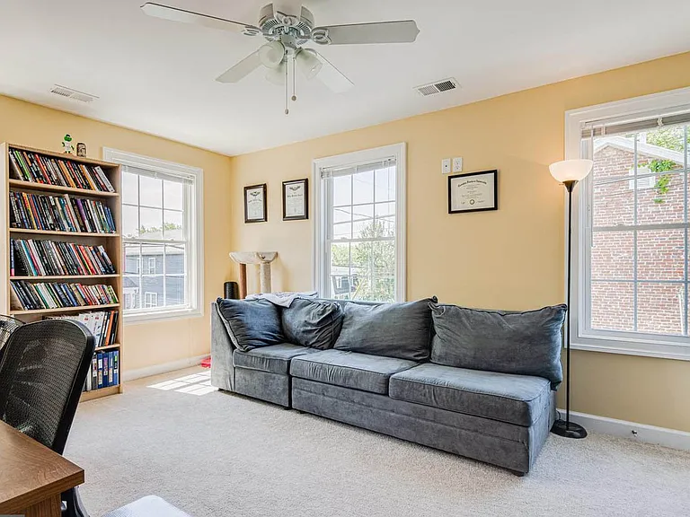 102 Charity Ln — Photo 37