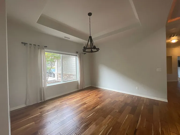 228 Winchester Creek Ave — Photo 7