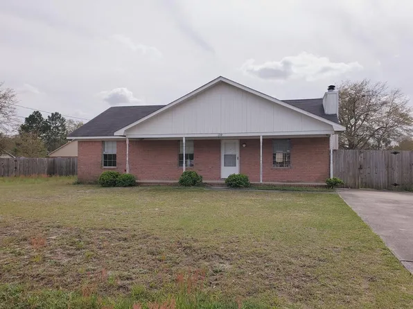 122 Kyle Ln, Hinesville, GA 31313