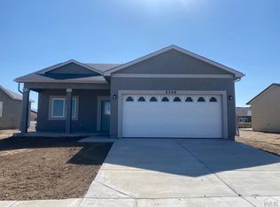 3556 Bobtail Ln, Pueblo, CO 81005