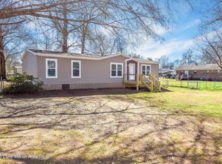 38 Gladys St, Tallassee, AL 36078