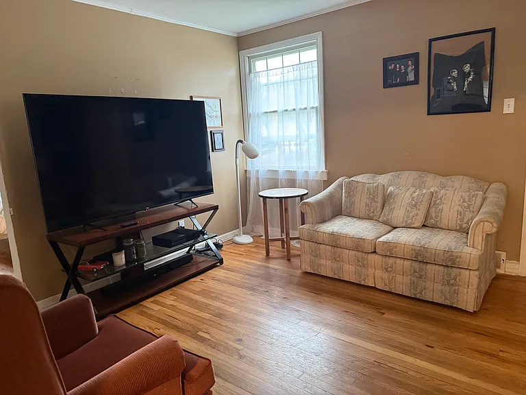 486 Willow Rd — Photo 7