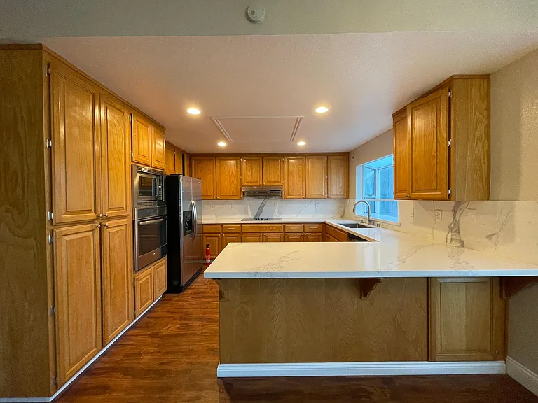 3200 Corbal Ct — Photo 8