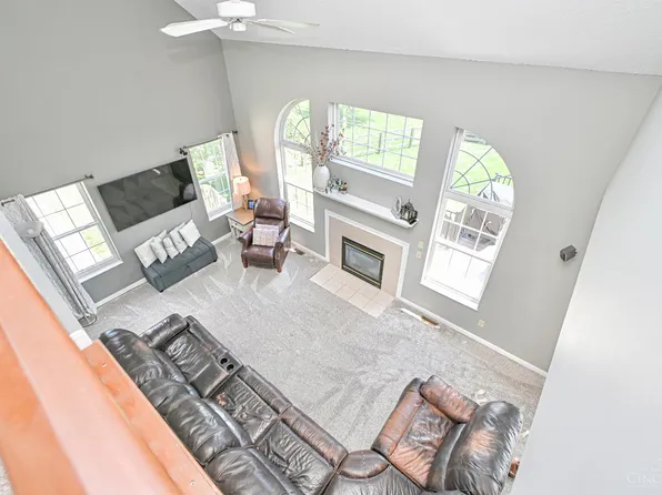 8195 Jordan Ridge Dr, Cleves, OH 45002