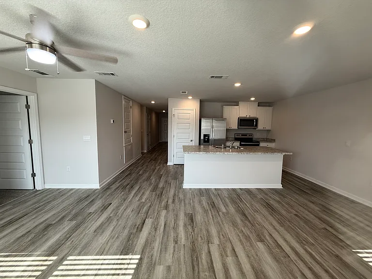 4335 Redbay Ct — Photo 33