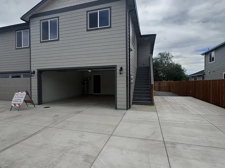 4714 Gebhard Rd — Photo 24