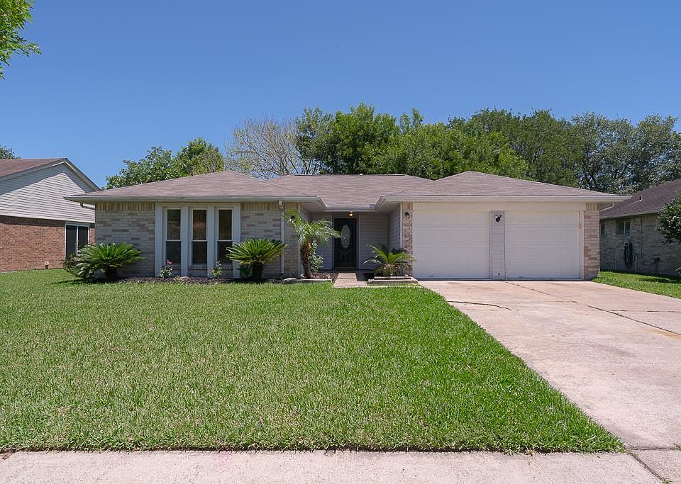 1st image of 16815 Frigate Dr