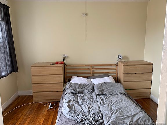 5th image of 172 Kelton St #12