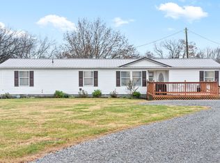 1125 Peter Pond Rd, Ashland City, TN 37015