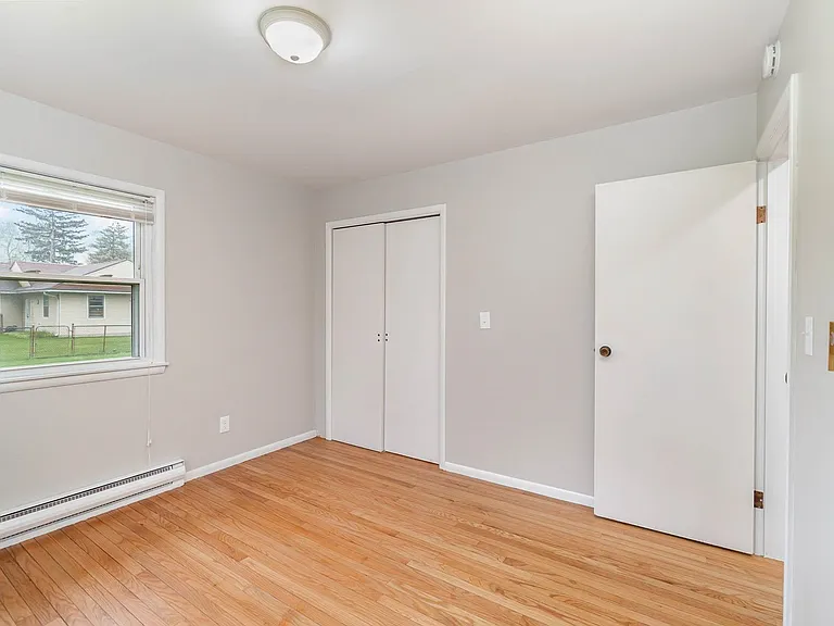 3230 Pasadena Pl — Photo 15