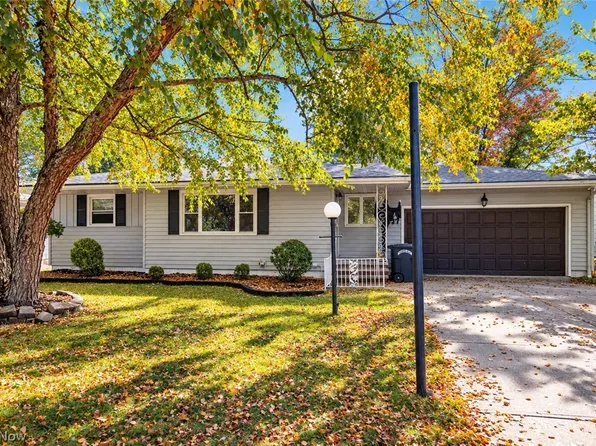 537 Randall Rd, Elyria, OH 44035