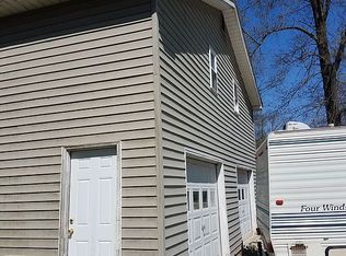 34042 Crystal Lake Rd, Brighton, IL 62012