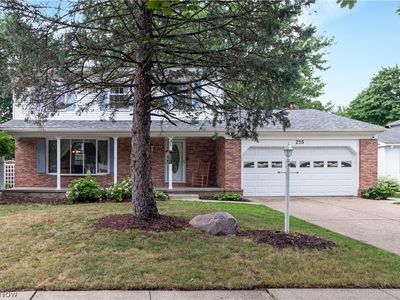 215 College Park Dr, Elyria, OH, 44035
