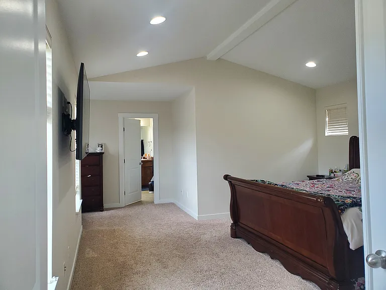 24240 NE 108th St — Photo 29