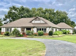 305 Inman Rd, Inman, SC 29349