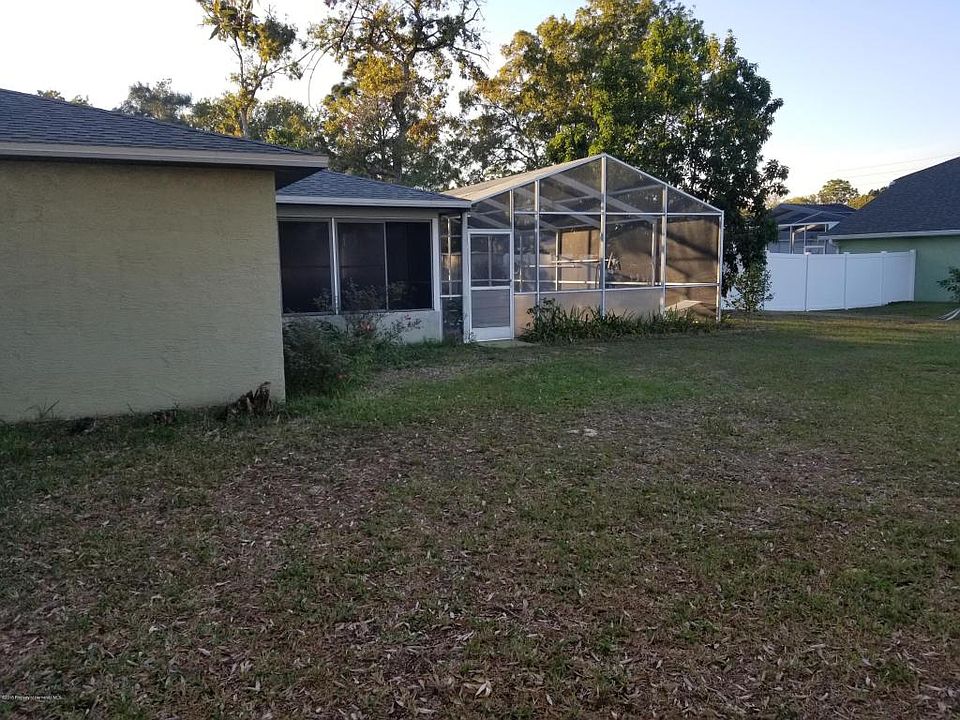 2nd image of 10493 Ireland St