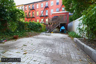 Rented by ZealEstate Group Inc