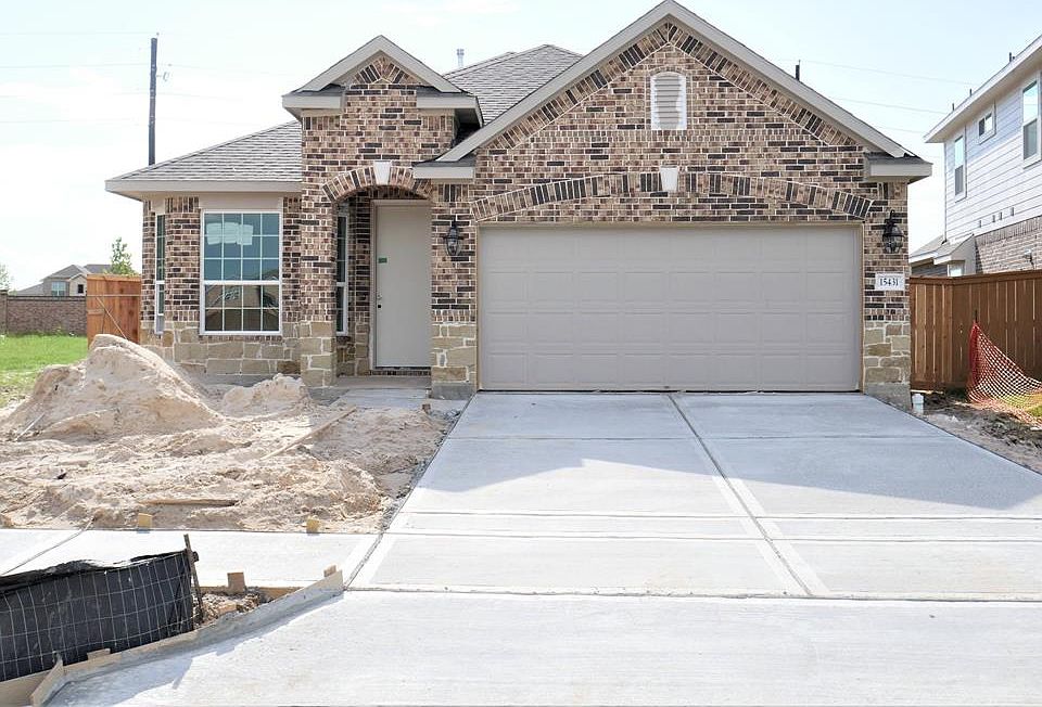1st image of 15431 Crathie Bend Dr