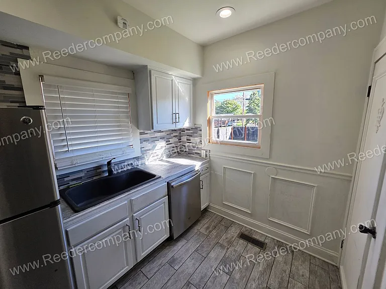 7005 Harrison Ave — Photo 7