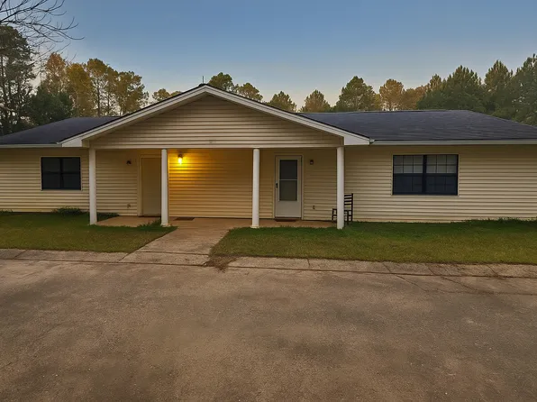 104 Meadow Brook Ln, Fouke, AR 71837