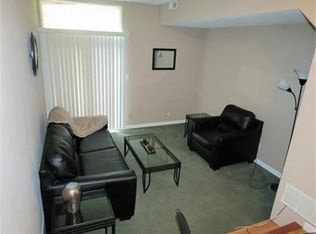 711 W Elm St, Urbana, IL 61801