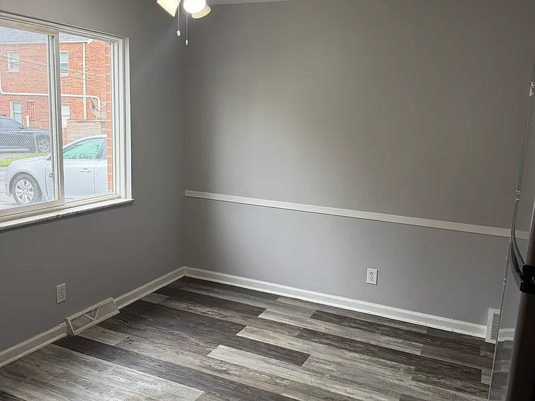 901 North Meadows Court - D — Photo 5