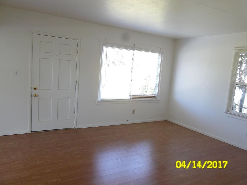 1st image of 4511 Bond St