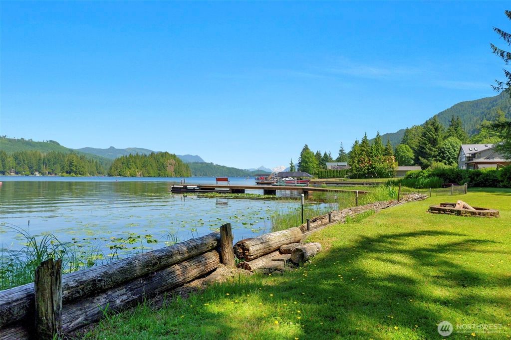 32893 S Shore Drive, Mount Vernon, WA - View 3