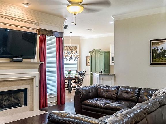 4th image of 304 Millstone Dr