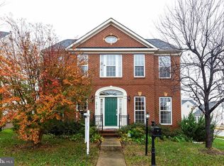 2412 Five Fathom Cir, Woodbridge, VA 22191