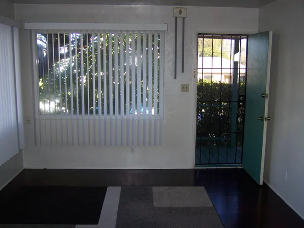 2004 East St #2004, Redding, CA 96001