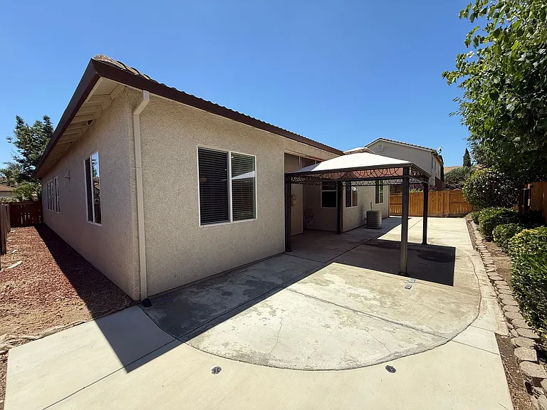 3113 Alpha Ct — Photo 42