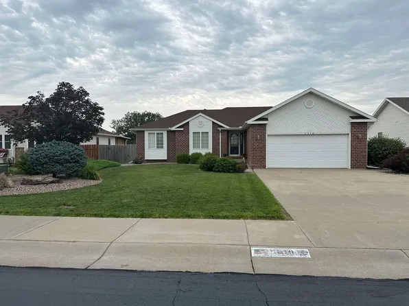 1310 W 43rd St, Hays, KS 67601