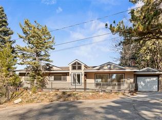 32100 Cove Cir, Running Springs, CA 92382