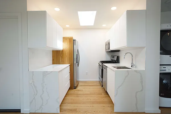 Rented by Compass | media 13