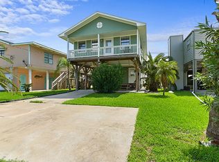 118 Pompano Ln, Surfside Beach, TX 77541
