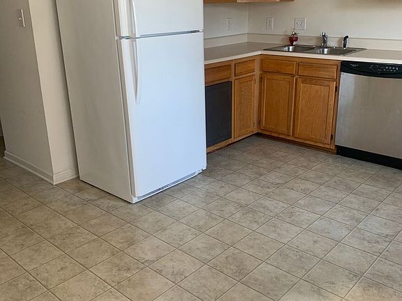 4th image of 123 Cross St