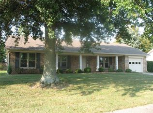 416 Quail Run Rd, Versailles, KY 40383