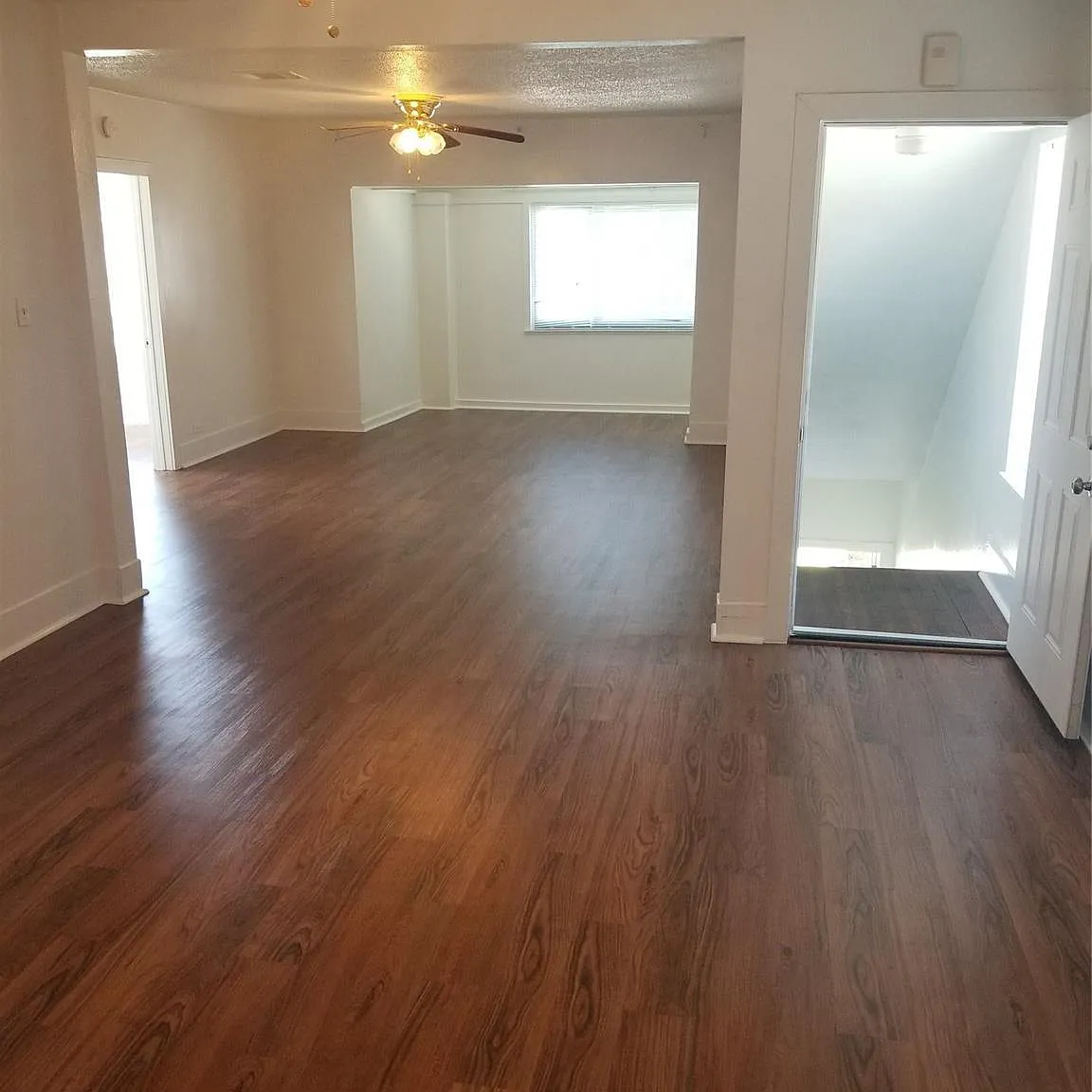 3 bed, 1.0 bath, 1460 sqft, $1,500 — Photo 3