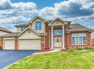 21130 Vivienne Dr, Matteson, IL 60443