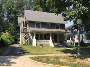 809 S Busey Ave #1, Urbana, IL