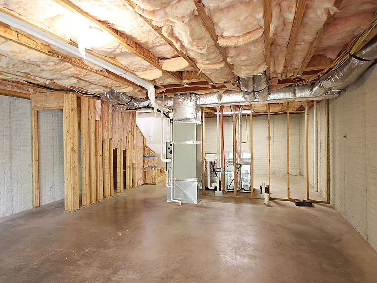 113-A Melbourne Park Cir — Photo 18