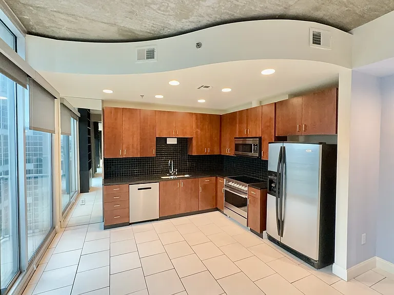 415 Church St #2106 — Photo 7