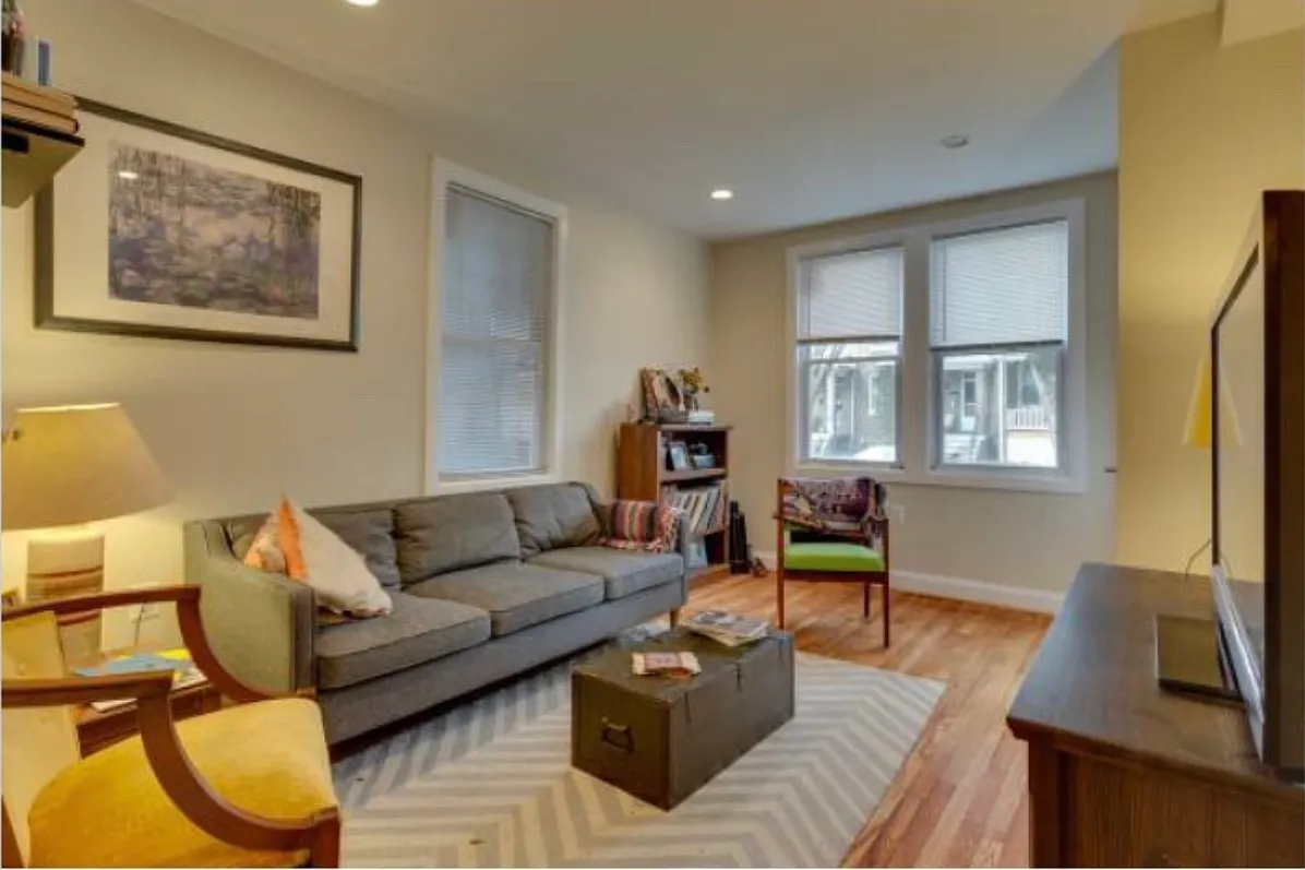 1223 Orren St NE — Photo 2