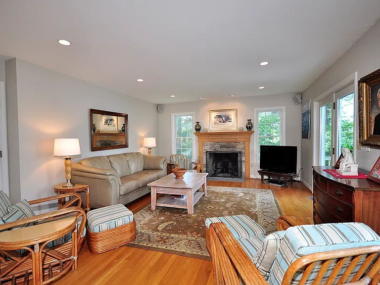 72 Sandy Beach Rd — Photo 6