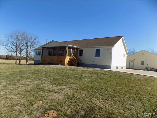 560 County Road 22, Caledonia, MO 63631