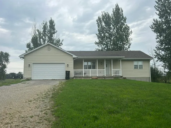 1862 Snaggy Ridge Rd, Tipton, IA 52772