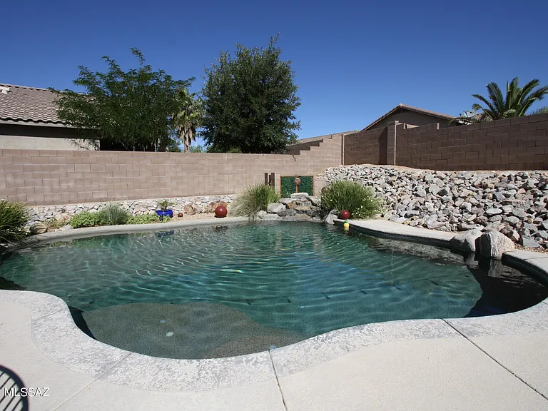 3725 E Northern Dancer Rd — Photo 32