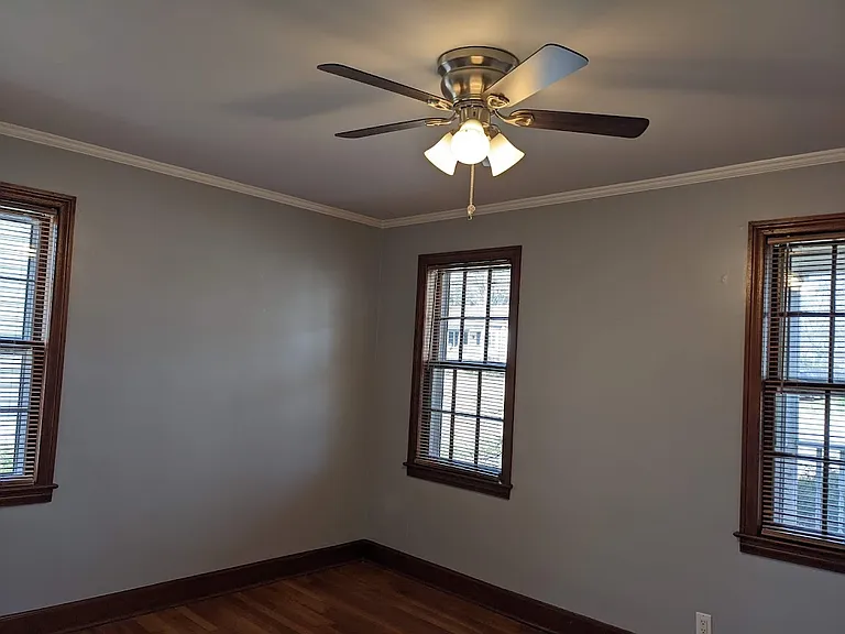 1070 Horseshoe Dr — Photo 10